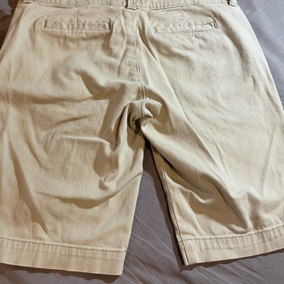 Arizona‎ Jean Company Tan Shorts w/Front Pockets and Faux Back Pockets, Size 5 - Picture 9 of 10